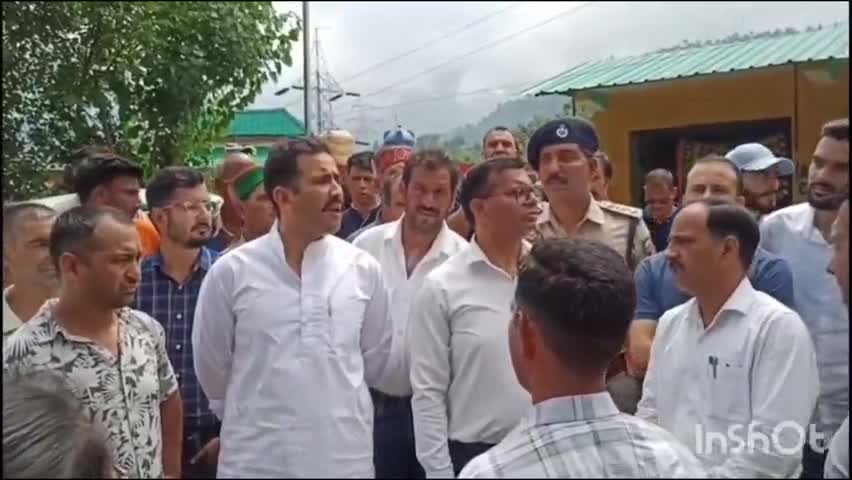 बल्ह: बादल फटने से प्रभावित नाचन क्षेत्र का मंत्री विक्रमादित्य सिंह ने किया दौरा, पीड़ित परिवारों को बंधाया ढांढस