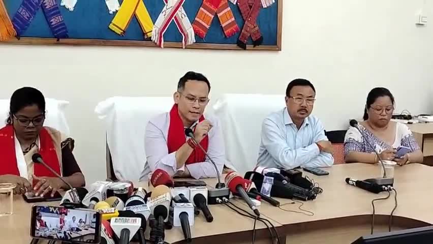 ডিফু: ডিফুত প্ৰদেশ কংগ্ৰেছৰ সভাপতি গৌৰৱ গগৈৰ সংবাদমেল, ষষ্ঠ অনুসূচীৰ ক্ষমতাত মুখ্যমন্ত্ৰীৰ আঘাত কৰাৰ অভিযোগ গৌৰৱ গগৈৰ