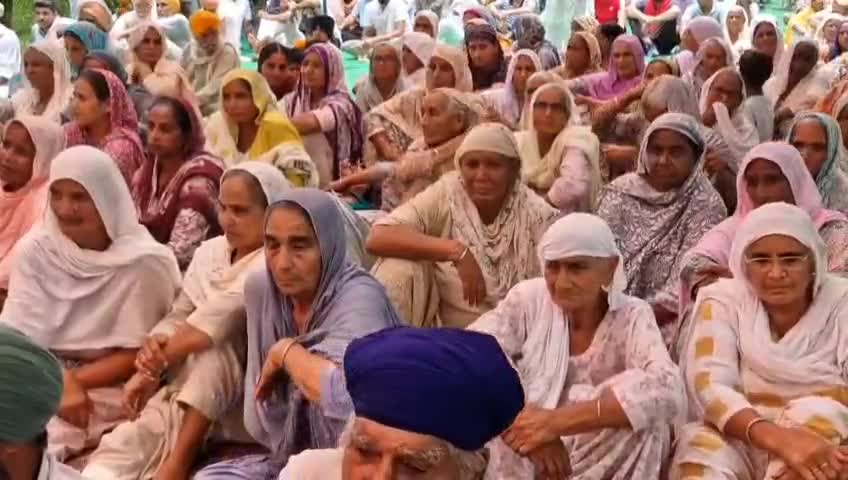 ਬਠਿੰਡਾ: ਪਿੰਡ ਕਮਾਲੁ ਵਿਖੇ ਫੈਕਟਰੀ ਬੰਦ ਕਰਨ ਦੀ ਮੰਗ ਨੂੰ ਲੈਕੇ ਪਿੰਡ ਵਾਸੀਆਂ ਨੇ ਕੀਤਾ ਰੋਡ ਜਾਮ #jansamsaya