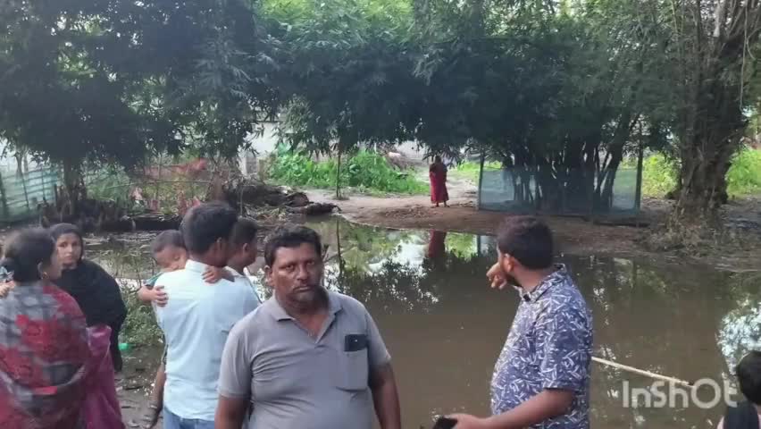 রতুয়া ১: দেবীপুর গ্রামে জলে ডুবে মৃত্যু হল দুই শিশুর