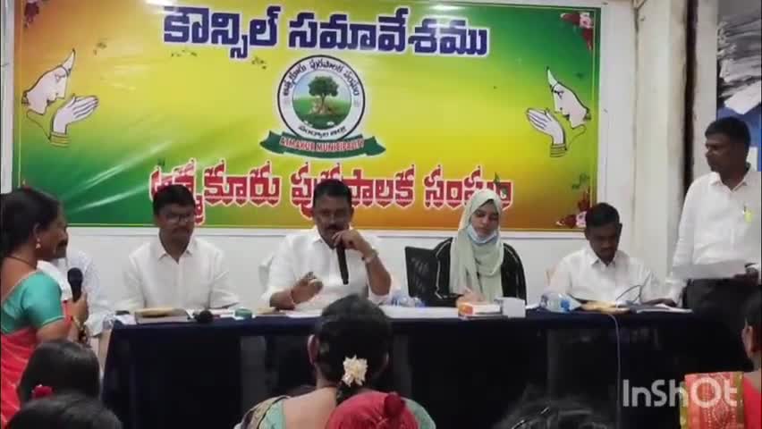 ఆత్మకూరులో పొదుపు సంఘాలకు ట్యాబులు పంపిణీ చేసిన ఎమ్మెల్యే బుడ్డా రాజశేఖర్ రెడ్డి