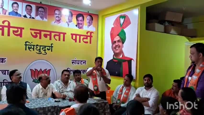 दोडामार्ग: आगामी निवडणुका स्वबळावर व्हाव्यात ते पाप पुन्हा नको, माजी भाजप तालुकाध्यक्ष सुधिर दळवींची पक्ष कार्यालयातील बैठकीत मागणी