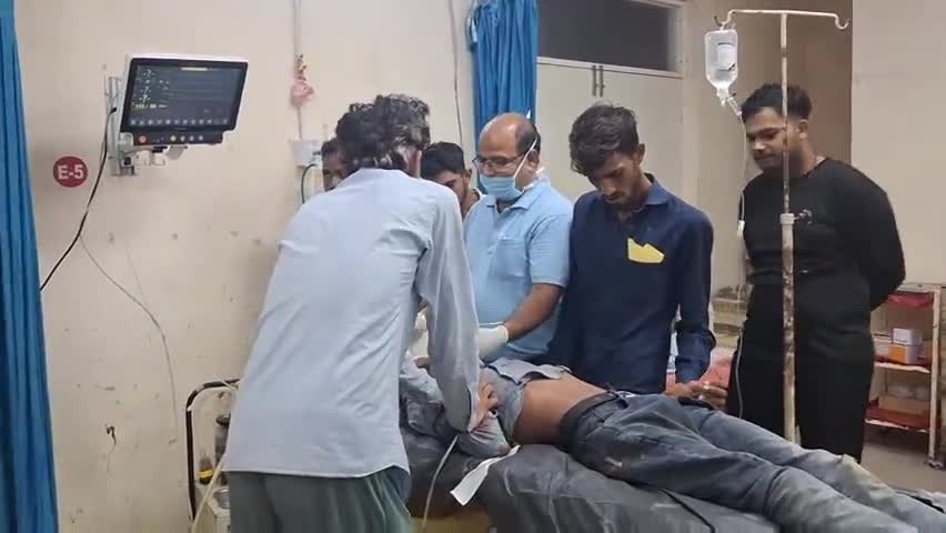 चूरू: गांव खण्डवा में खेत से घर जा रहे 2 युवक हुए हादसे का शिकार, घायलों को जिला अस्पताल लाया गया