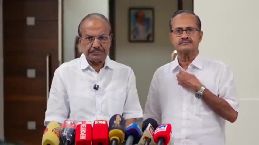 ഏറനാട്: സ്കൂൾ സമയമാറ്റത്തിൽ ജനാധിപത്യവിരുദ്ധമായ നിലപാട് എടുത്തത് സർക്കാരെന്ന് കാരാത്തോട് വസതിയിൽ പി.കെ കുഞ്ഞാലികുട്ടി എം.എൽ.എ