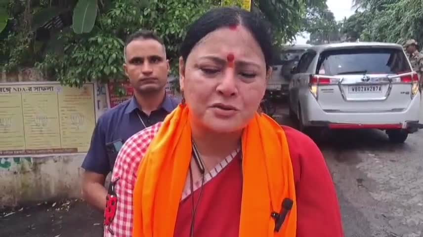 বারুইপুর: পুলিশ ঘটনা চাপার চেষ্টা করছে, বারুইপুরে চোর চুরি করতে এসে বৃদ্ধাকে ধর্ষণ প্রসঙ্গে বললেন বিধায়ক