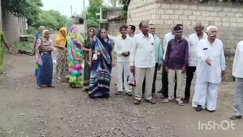 કુંકાવાવ: લુણીધાર ગામે શેરી વિસ્તારમાં રોડ બનતા સ્થાનિક લોકો પરેશાન#Jansamasya