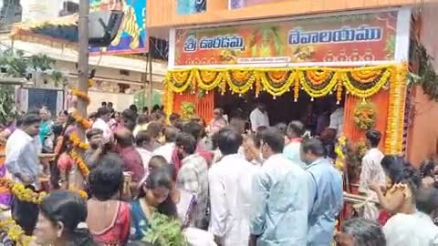 జహీరాబాద్: జహీరాబాద్ పట్టణంలో వైభవంగా ఆషాడ మాసం బోనాలు ఉత్సవాలు, పాల్గొన్న ఎమ్మెల్యే మాణిక్ రావు