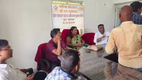 ନୂଆପଡା: ଚନାବେଡ଼ା ପଞ୍ଚାୟତରେ ଅଭିଯୋଗ ଶୁଣାଣି ଶିବିର ତଥା ଗାଁରେ ପ୍ରଶାସନ କାର୍ଯ୍ୟକ୍ରମ ଅନୁଷ୍ଠିତ