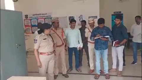 సిద్దిపేట అర్బన్: వార్షిక తనిఖీల్లో భాగంగా త్రీ టౌన్ పోలీస్ స్టేషన్‌ను  సందర్శించిన పోలీస్ కమిషనర్ డాక్టర్ బి.అనురాధ