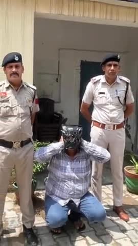 सिरसा: शहर थाना प्रभारी ने एनडीपीएस एक्ट में वांछित चूरा पोस्त सप्लायर को किया गिरफ्तार