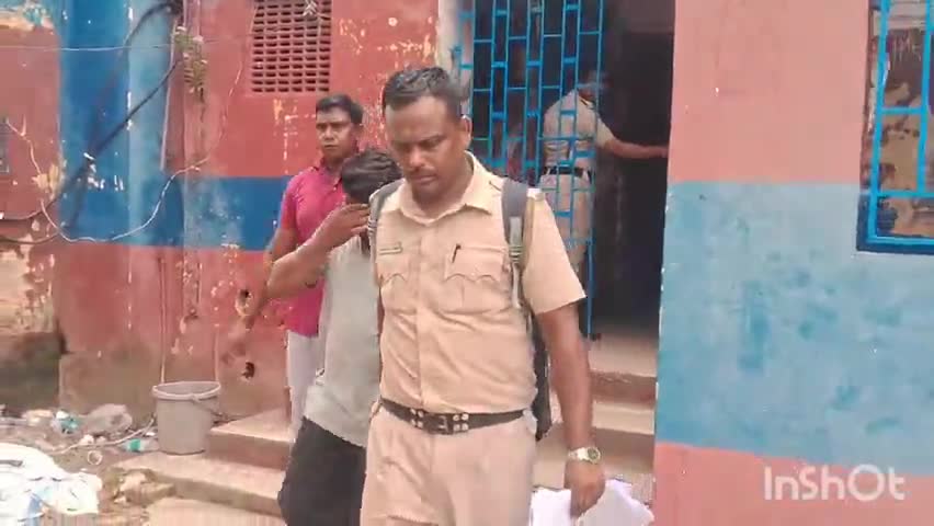 পান্ডুয়া: সাইবার প্রতারণার অভিযোগ; সামন্ত গলি এলাকা থেকে ধৃত ব্যক্তি