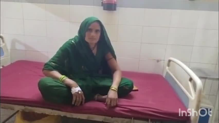 एटा: सदर तहसील क्षेत्र में अलग-अलग जगह के रहने वाले 4 लोगों को सांप ने काटा, सभी को मेडिकल कॉलेज में कराया गया भर्ती