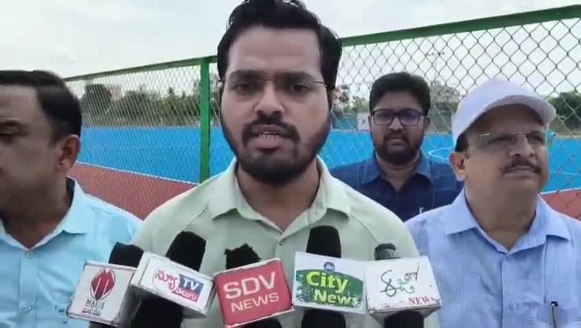 హాకి టోర్నమెంట్ పోటీల ఏర్పాట్లను పరిశీలించిన జాయింట్ కలెక్టర్ రాహుల్ మీనా