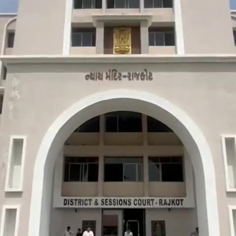 રાજકોટ: TRP ગેમઝોન અગ્નિકાંડના તમામ આરોપીઓને કોર્ટમાં રજૂ કરાયા, ડિસ્ચાર્જ અરજી અંગે નિર્ણય આવતા આરોપનામુ ઘડાશે