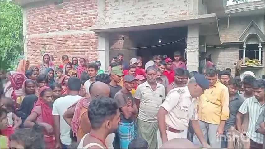 उदाकिशुनगंज: उदाकिशुनगंज थाना क्षेत्र के फनहन में अज्ञात अपराधियों ने एक युवक की गोली मारकर की हत्या