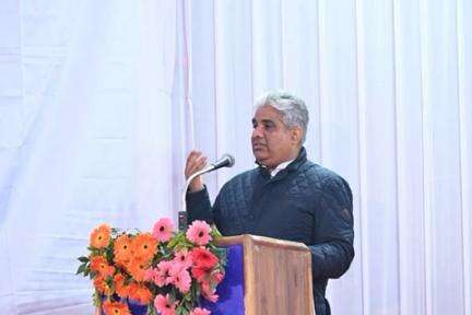 माननीय श्रम एवं रोजगार, पर्यावरण, वन और जलवायु परिवर्तन मंत्री श्री भूपेन्द्र यादव जी ने अलवर क्षेत्रीय #EPFO कार्यालय का उद्घाटन किया।

#amritmahotsov #epfo
