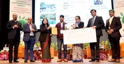 Shri P. Chandra Shekara DG, MANAGE shared his views live on All India Radio Delhi FM Gold channel on National Agripreneurship Award Ceremony today at NASC Complex, Pusa, New Delhi.
#agrigoi #agripreneurship #agritech