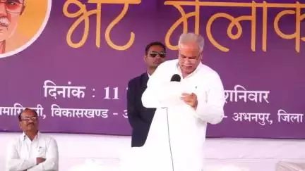 भेंट-मुलाकात के दौरान मुख्यमंत्री ने तामासिवनी में की महत्वपूर्ण घोषणाएं 

#BhetMulakat #BhupeshTuharDwar
#raipurdistrict