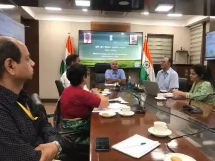 Shri Manoj Ahuja, Secretary, DA&FW reviewed the progress of #SATHI (Seed Authentication Traceability & Holistic Inventory) portal today at Krishi Bhawan, New Delhi.