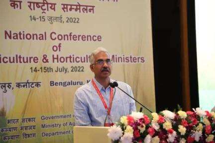 Shri. Manoj Ahuja, Secretary, DA&FW addressed the august gathering during #NationalConference of State Agriculture & Horticulture Ministers on 14th July, 2022 Bengaluru.