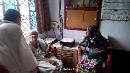 A 96 year old elector of Murarai-l Development Block, Birbhum district, West Bengal thanked ECI for providing Home voting facility to her.
#chunavkaparv  #deshkagarv  #election2024  #ivote4sure