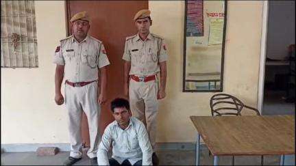 #थाना श्रीबालाजी :- एनडीपीएस एक्ट के प्रकरण में वांछित आरोपी एवं डोडा पोस्त विक्रेता शिवलाल गिरफ्तार। प्रकरण में पूर्व में एक आरोपी को गिरफ्तार किया चुका है।