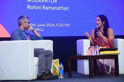 Good scripts and strong acting make films immortal: ‘Poacher’ Director Richie Mehta at 18th #MIFF

Know more :https://pib.gov.in/PressReleasePage.aspx?PRID=2025743