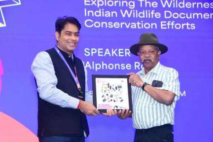 Charisma of an animal dictates its screen time: Renowned wildlife filmmaker & Cinematographer Alphonse Roy at #MIFF Master Class

Animals, nature and their peace should take pr