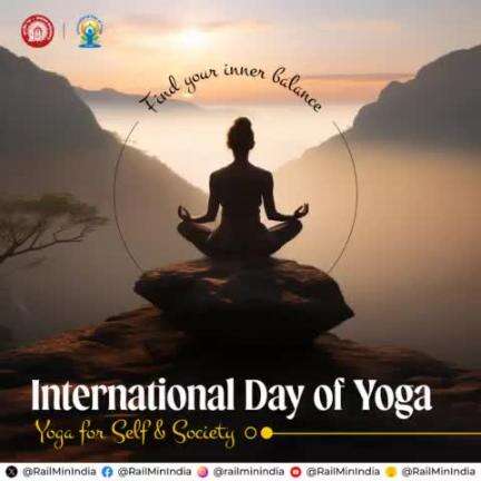 Yoga for Self and Society.
#InternationalDayofYoga2024 #YogaForSelfAndSociety #YogaWithFamily #IDY2024