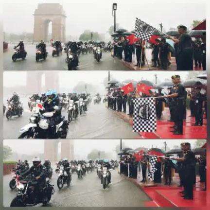 In the midst of rain, the enthusiasm was undeterred, #COAS Gen Manoj Pande flagged off the #IndianArmy D5 Motorcycle Expedition at the #NationalWarMemorial, New Delhi. 🇮🇳🏍️  #pibindia