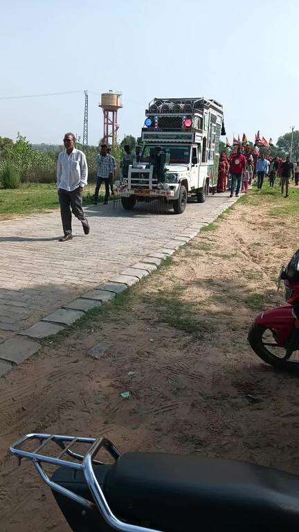 Mahamaya Mata ke murti sthapna ke uplaksh mein nikali Kalash Yatra ka bro ka vas badhal