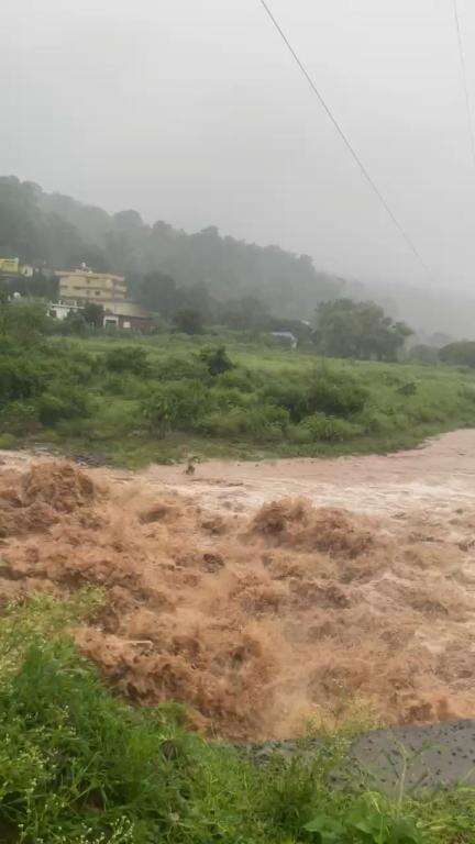 Markanda river⚡️🌧️👀कल रात की बारिश  से अपने पूरे उफान में है