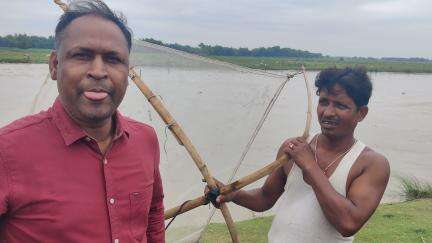 किशनगंज के निशंदरा में एक अदद पुल के लिए तरसे ग्रामीण #kishanganj #biharflood #breakingnews