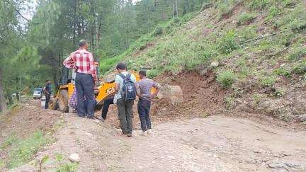 पुनः रोड़ ब्लॉक हाटकल्याणी रूप 
 कुण्ड मार्ग