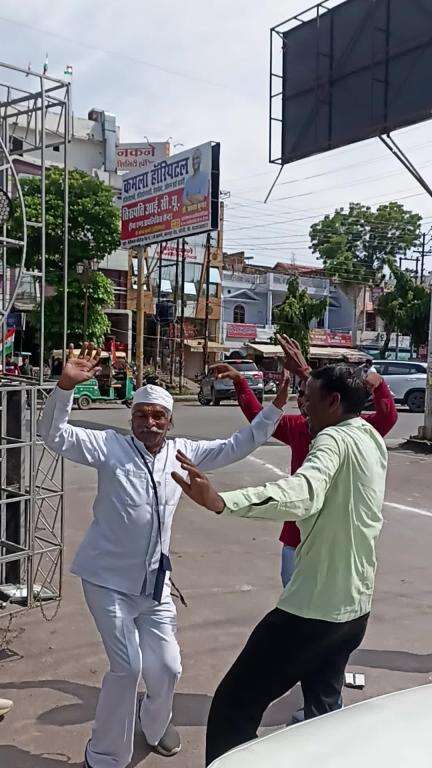 Jhansi Medical College 15 August per Sharma ji dance karte hue#स्वतंत्रता_दिवस