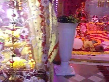 sarupganj piplashwar madhav me
visha Krishna janmashtami manai
sath  prashtut kuch log  sajaya Gaya swapnil jitu maharaj