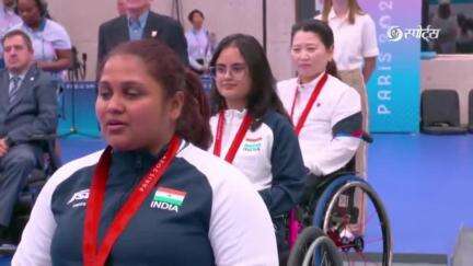 विजयी विश्व तिरंगा प्यारा, झंडा ऊंचा रहे हमारा।

#AvaniLekhara #ParisParalympics #Cheer4Bharat #Paralympics2024