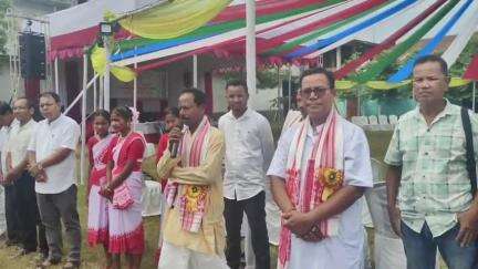 দুধনৈ: দুধনৈ জনমন্দিৰ প্ৰাংগণত গোৱালপাৰা চাহ জনজাতি ছাত্ৰ সন্থাৰ উদ্যোগত চাহ জনজাতি লোকসকলৰ জাতীয় উৎসৱ কৰম পূজা অনুষ্ঠিত