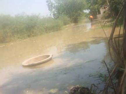 raghopur kshetra berhampur Panchayat mada gaon Mein pani se pura doob Gaya gaon 

#