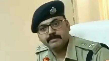 सिरसा: हिसार रोड स्थित दिल्ली पुलिया के निकट पुलिस ने स्कोर्पियो सवार युवक से 3 लाख रुपये की नगदी जब्त की