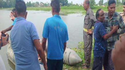 शाहजहांपुर: कांट के अकर्रा में मछली पकड़ने गए युवक की तालाब में डूबकर हुई मौत, पीएसी ने ग्रामीणों की मदद से शव को बरामद किया