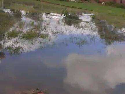 shikohabad  etachoraha prkashnagar rahchati  me Barish hone se bhara pani nikalne ka koi nikash nhi or koi sunbai bhi n