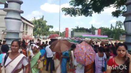 ধেমাজি: চিচিবৰগাঁও সমষ্টিৰ চিলাপথাৰত অৰুণোদয় ৩.০ আৰু ৰেচন কাৰ্ডৰ নতুন হিতাধিকাৰী সংযোজনৰ শুভাৰম্ভণি, উপস্থিত সাংসদ প্ৰদান বৰুৱা