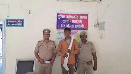 एत्मादपुर: थाना खन्दौली पुलिस ने हत्या के प्रयास में वांछित अभियुक्त को अवैध तमंचे के साथ किया गिरफ्तार