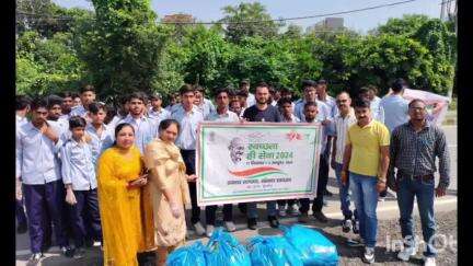 थानेसर: स्वच्छता ही सेवा के अंतर्गत नेहरू युवा केंद्र द्वारा 2 अक्टूबर तक स्वच्छता कार्यक्रमों का आयोजन किया जा रहा है