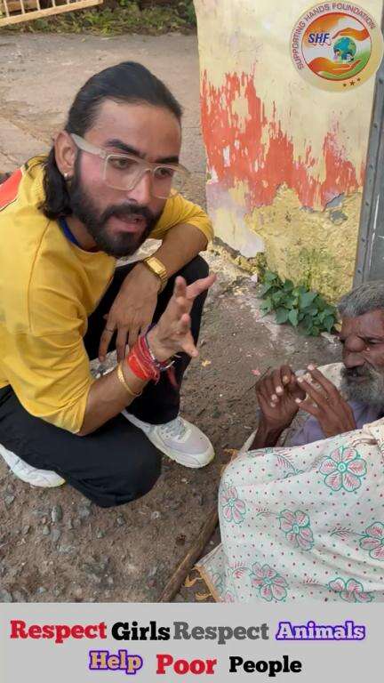 हेतमपुर मुरैना 
नाम राजू नाइ
 स्वर्गीय पिता रामगोपाल नाइ
इनको एक औरत छोड़ गई थी इसका इलाज चालू हो गया है

#apsgurjar