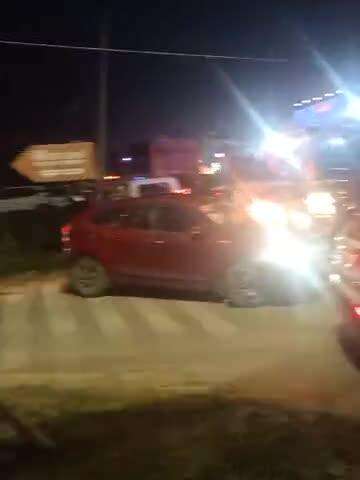 shaadi mein hone wali pareshani pura Banaras road jaam