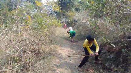 बाघिमा बड़का टोली के छोटे, छोटे बच्चो में दिखा समाज सेवा करने का जुनून