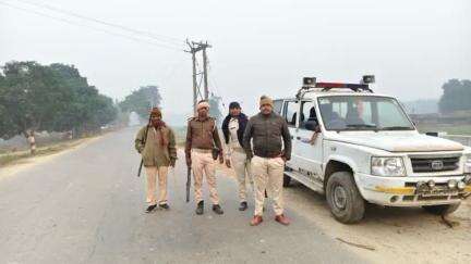 #Morning_Patrolling अपराध एवं अपराधियों पर अंकुश लगाए रखने के लिए #कटिहार पुलिस 24×7 सक्रिय है।

👉मॉर्निंग वॉक पर निकलने वाले लोगों, पार्कों, खेल के मैदानों, रेलवे स्टेशनों, बस अड्डों और सभी प्रमुख सार्वजनिक