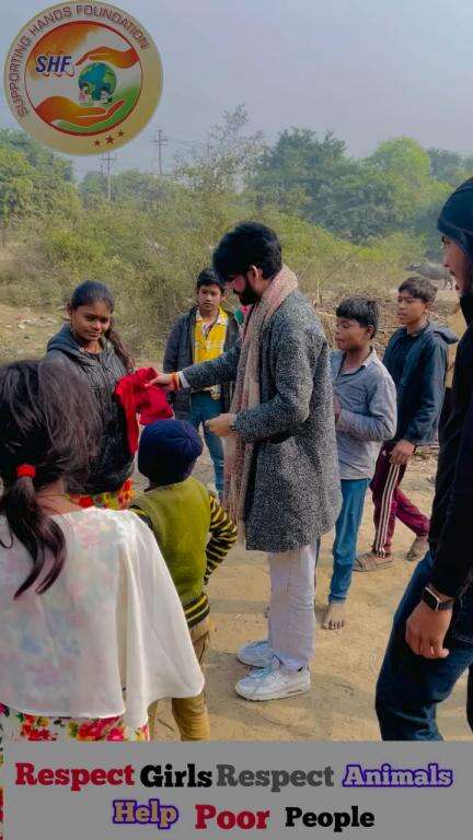 There is a different joy in walking alone and doing everything alone 🙏🏻

Respect Girls help  

#apsgurjar